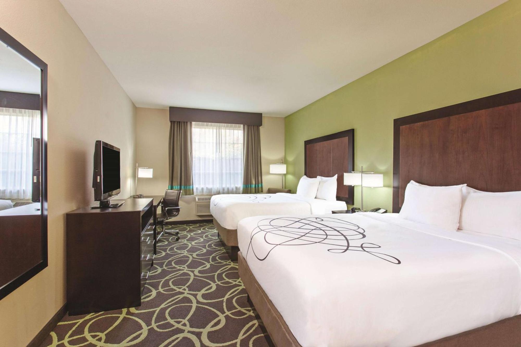 La Quinta By Wyndham Los Banos Exterior photo